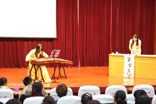 我校隆重召開“弘揚(yáng)長征精神?展我青春風(fēng)采”文藝匯演